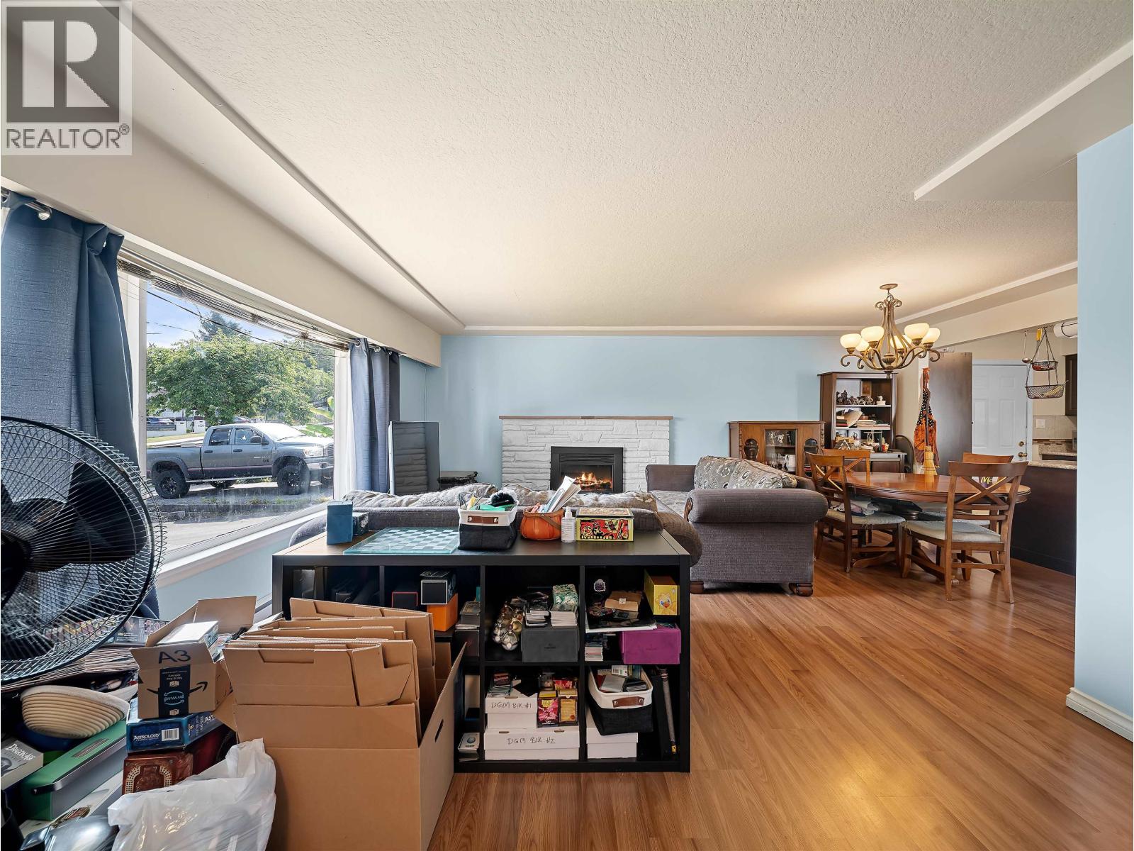 5987 Malvern Avenue, Burnaby, British Columbia  V5E 3E7 - Photo 6 - R3148541