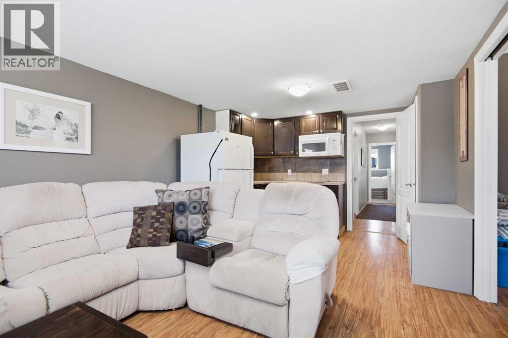 56 Heron Court, Penhold, Alberta  T4G 0G5 - Photo 22 - A2327483