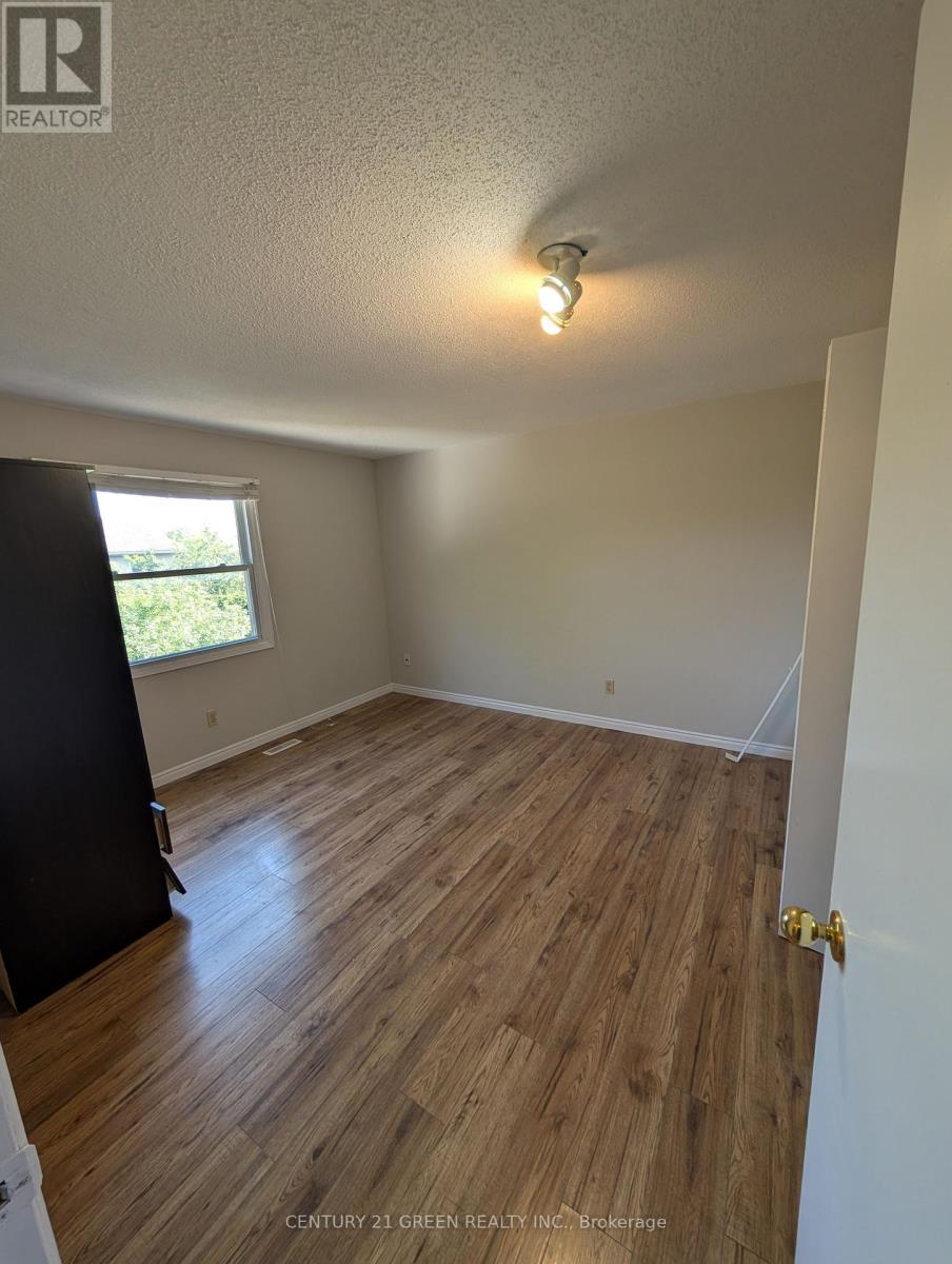 61 Ashley Crescent, London South, Ontario N6E 3P8 - Photo 17 - X13642582