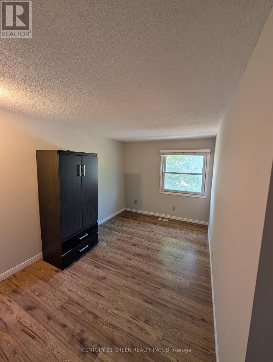 61 Ashley Crescent, London South, Ontario N6E 3P8 - Photo 20 - X13642582