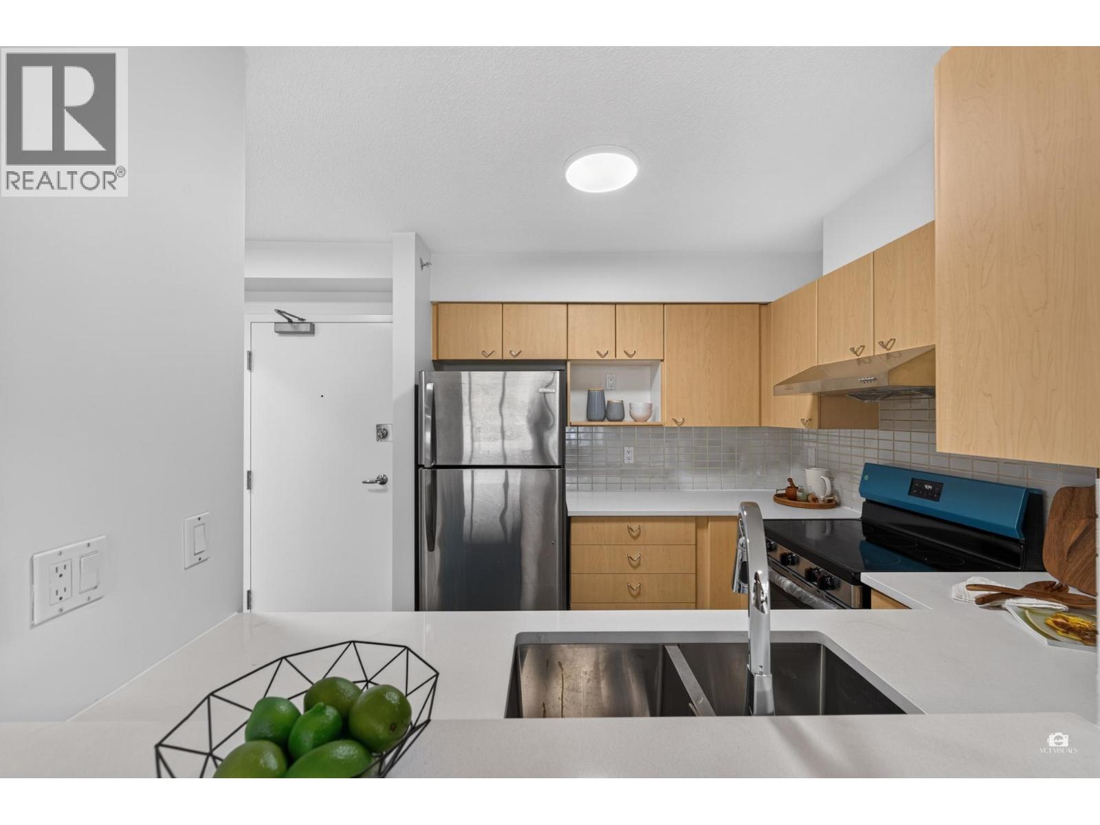 1302 8180 Granville Avenue, Richmond, British Columbia  V6Y 4G1 - Photo 15 - R3152272