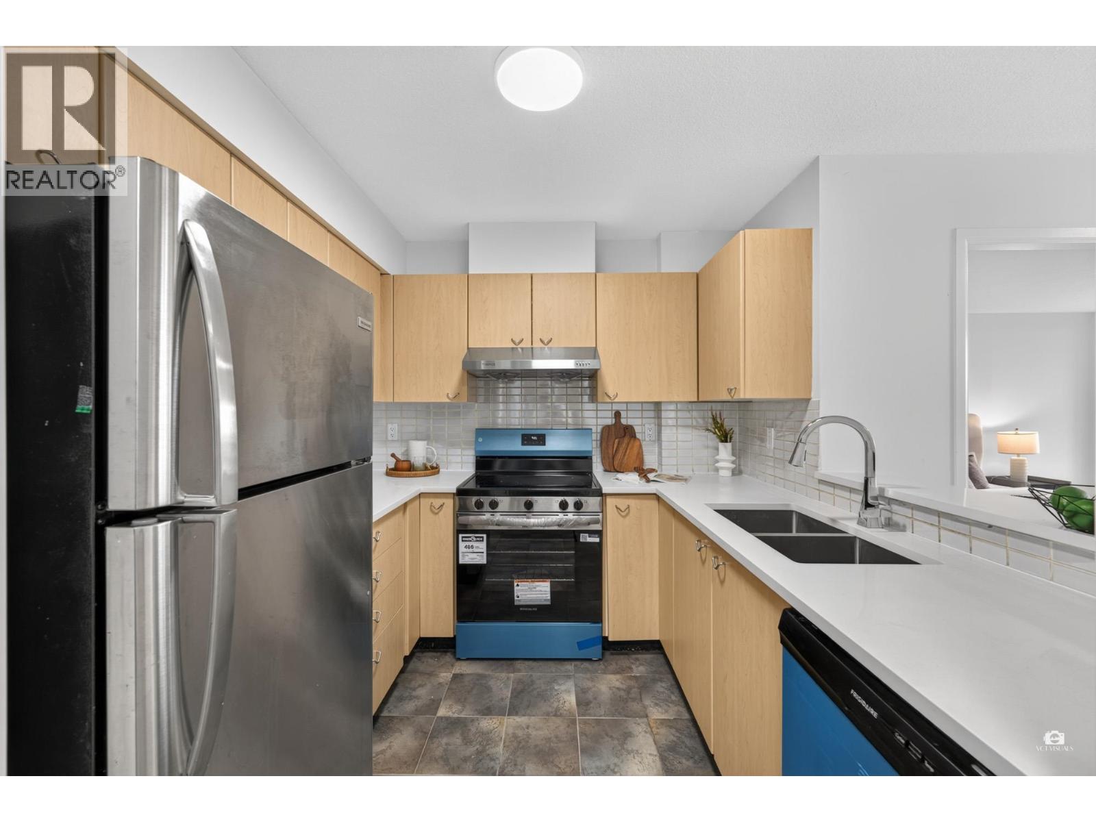 1302 8180 Granville Avenue, Richmond, British Columbia  V6Y 4G1 - Photo 16 - R3152272