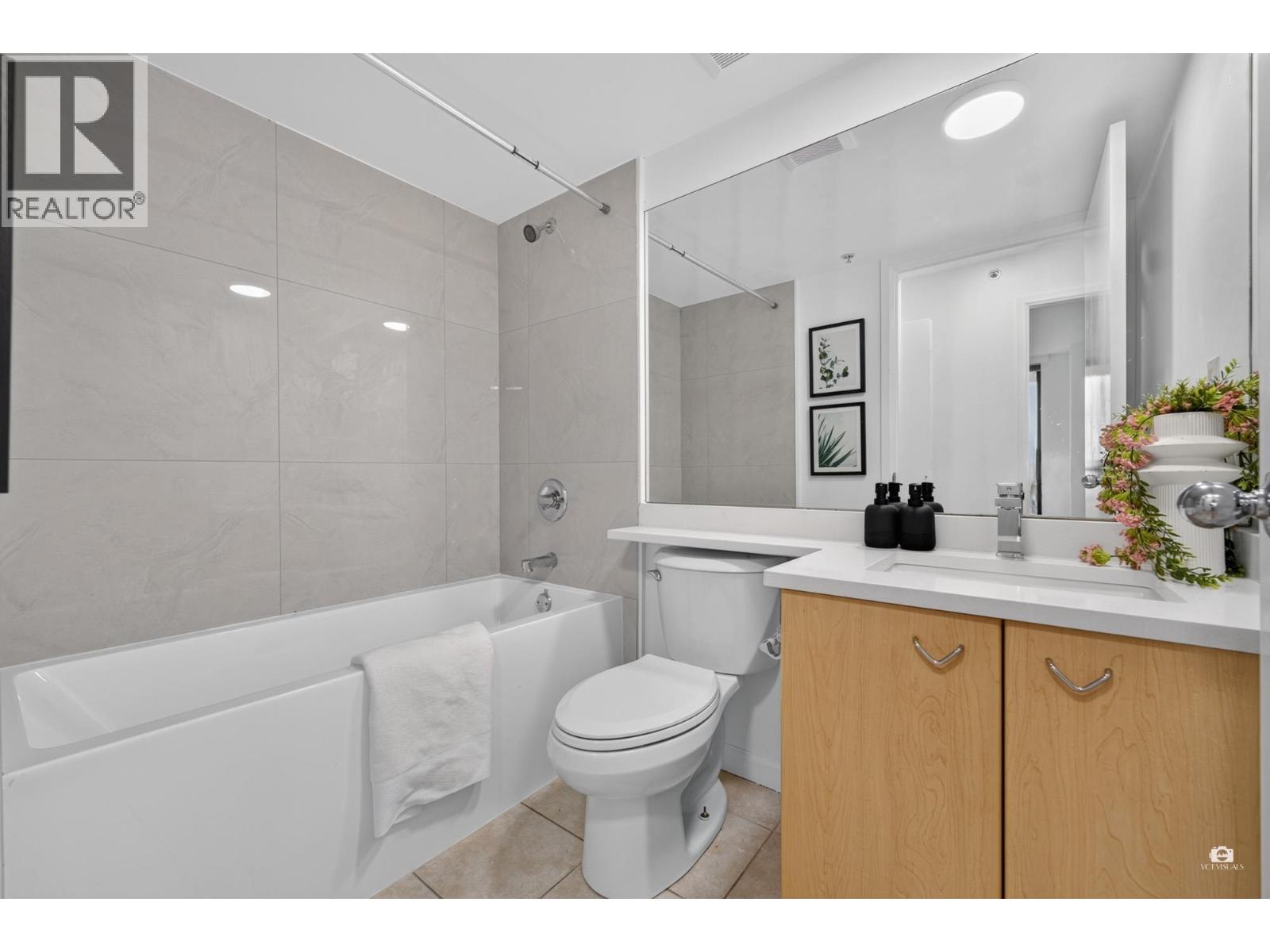 1302 8180 Granville Avenue, Richmond, British Columbia  V6Y 4G1 - Photo 24 - R3152272