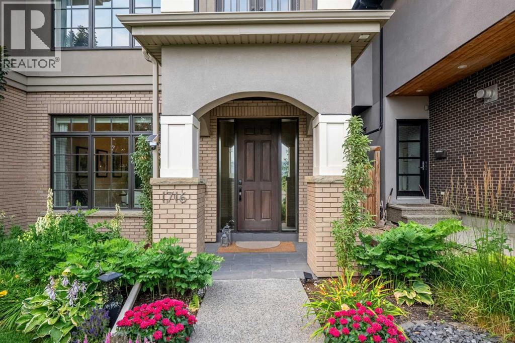 1716 50 Avenue SW, Calgary, Alberta  T2T 2W1 - Photo 3 - A2332118