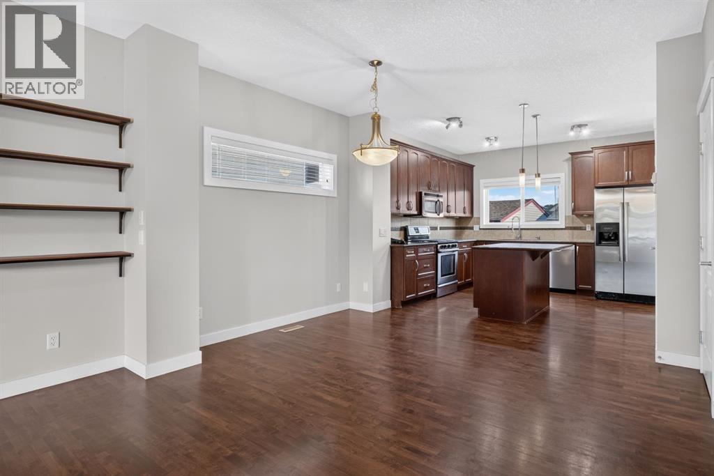 22 Panora Road NW, Calgary, Alberta  T3K 0R4 - Photo 9 - A2334301