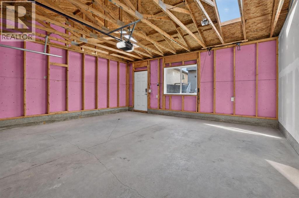 22 Panora Road NW, Calgary, Alberta  T3K 0R4 - Photo 41 - A2334301