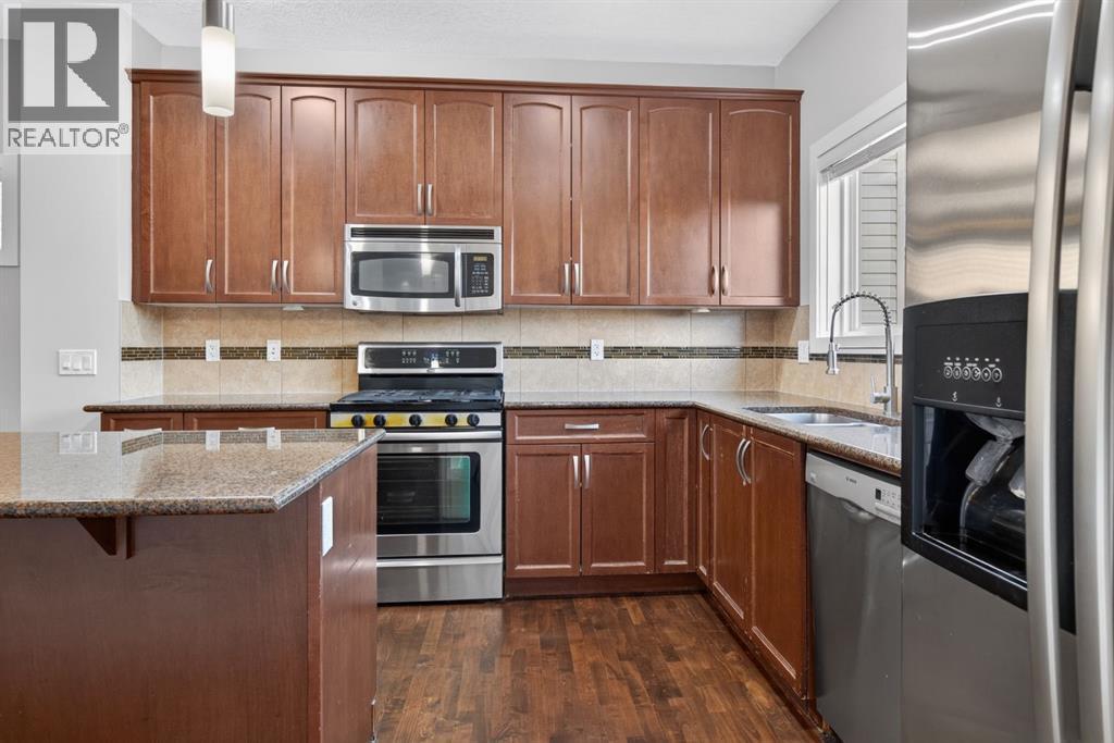 22 Panora Road NW, Calgary, Alberta  T3K 0R4 - Photo 16 - A2334301