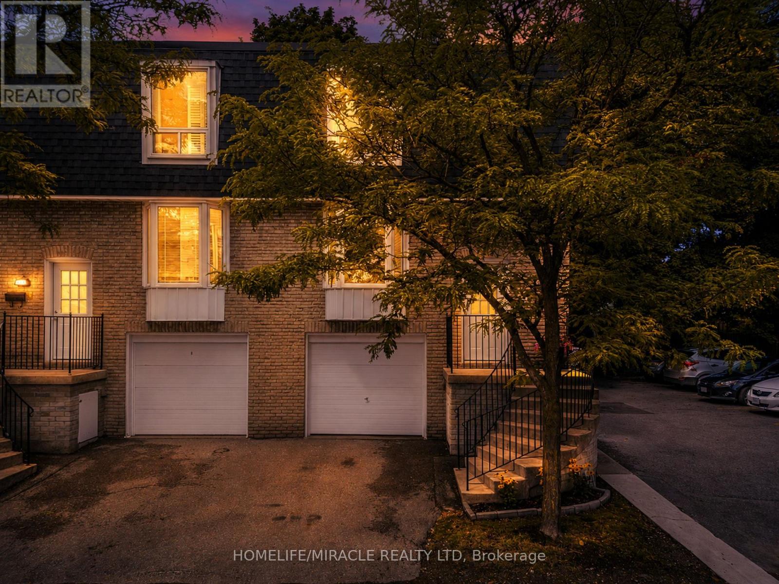 51 - 210 Royal Orchard Boulevard, Markham, Ontario  L3T 3E7 - Photo 2 - N13642522