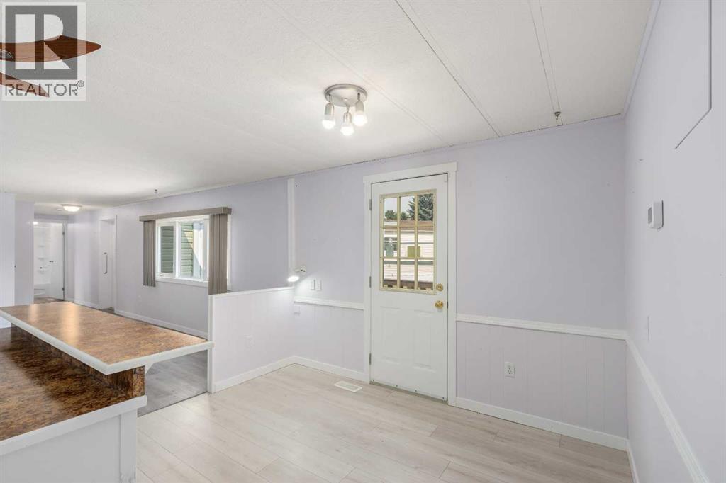 34 Burroughs Place NE, Calgary, Alberta  T1Y 6K5 - Photo 6 - A2333798