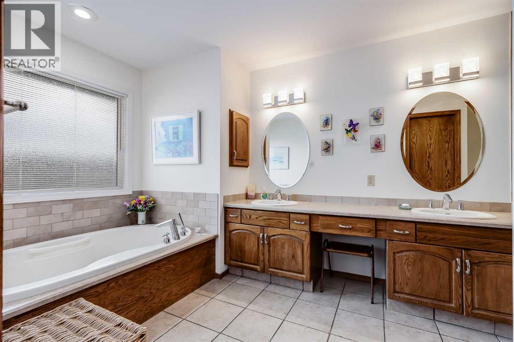 22 Varsity Estates View NW, Calgary, Alberta  T3B 5J7 - Photo 19 - A2334141