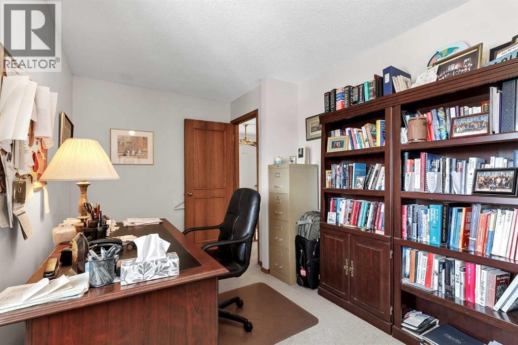 22 Varsity Estates View NW, Calgary, Alberta  T3B 5J7 - Photo 22 - A2334141