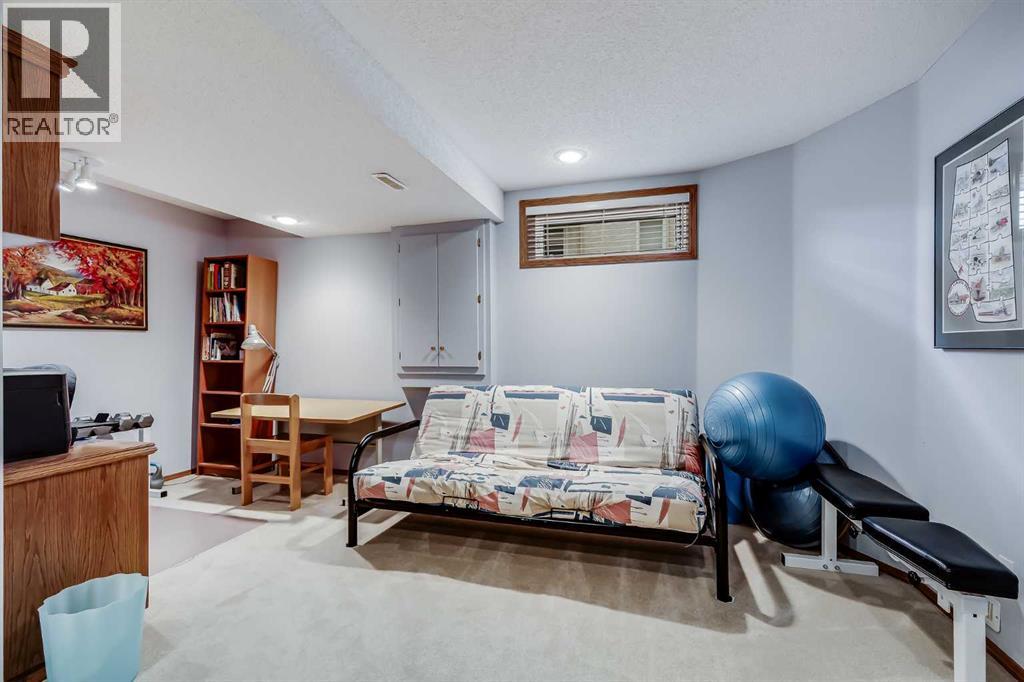 22 Varsity Estates View NW, Calgary, Alberta  T3B 5J7 - Photo 35 - A2334141
