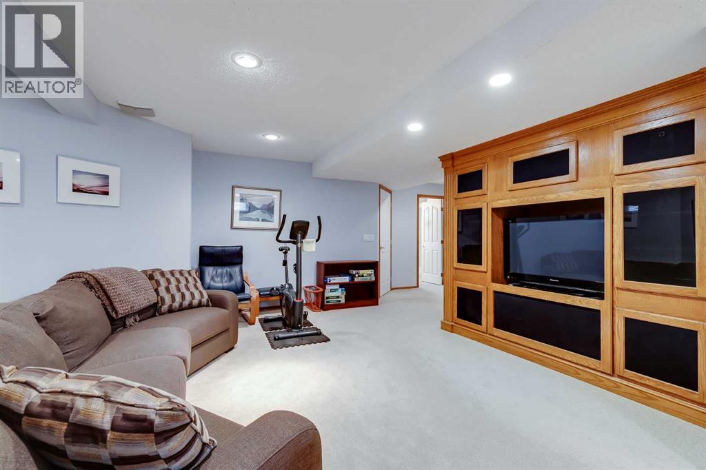 22 Varsity Estates View NW, Calgary, Alberta  T3B 5J7 - Photo 34 - A2334141