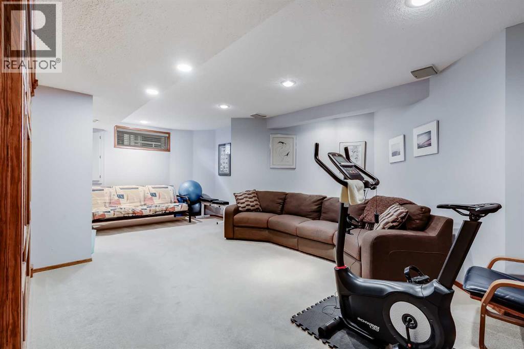 22 Varsity Estates View NW, Calgary, Alberta  T3B 5J7 - Photo 36 - A2334141