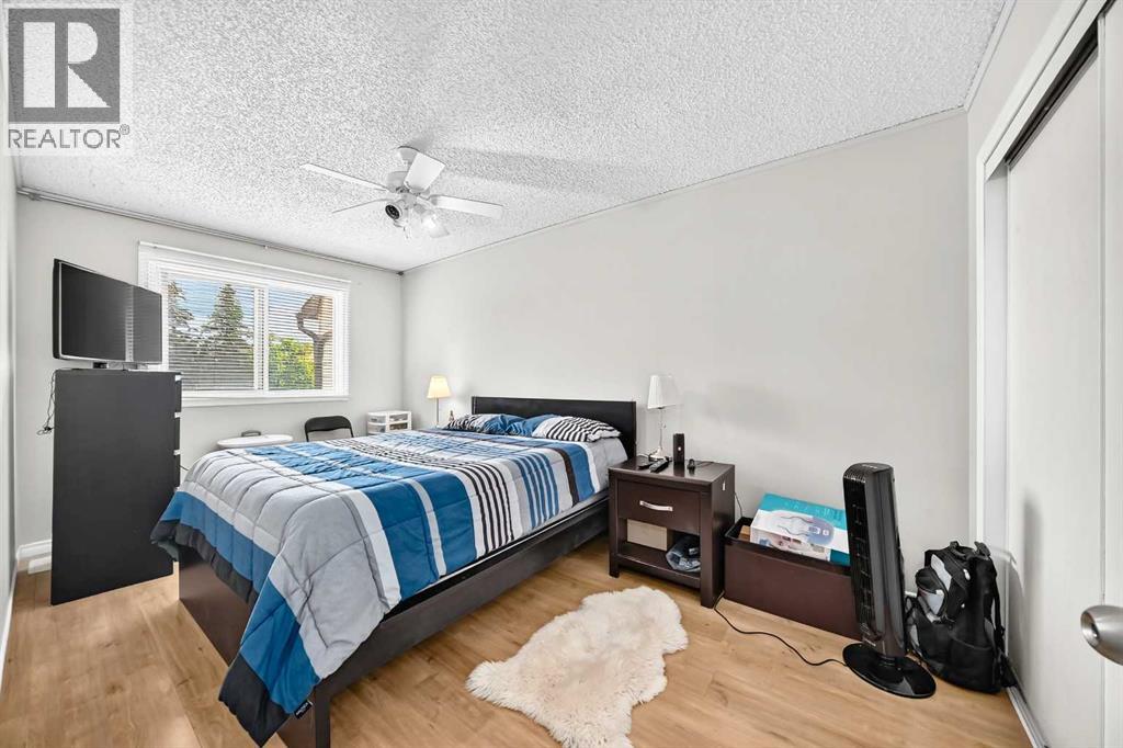 33, 175 Manora Place, Calgary, Alberta  T2A 4P6 - Photo 15 - A2335022