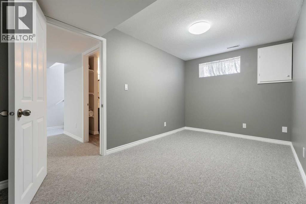 49 Lock Crescent, Okotoks, Alberta  T1S 1E8 - Photo 21 - A2313442