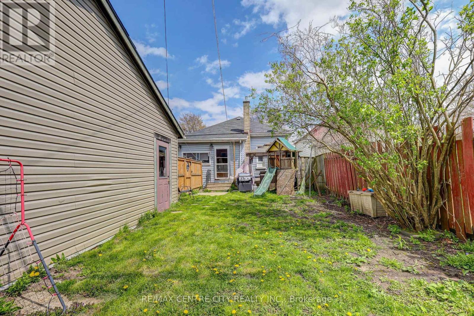 88 Flora Street, St. Thomas, Ontario  N5P 2X6 - Photo 33 - X13642674