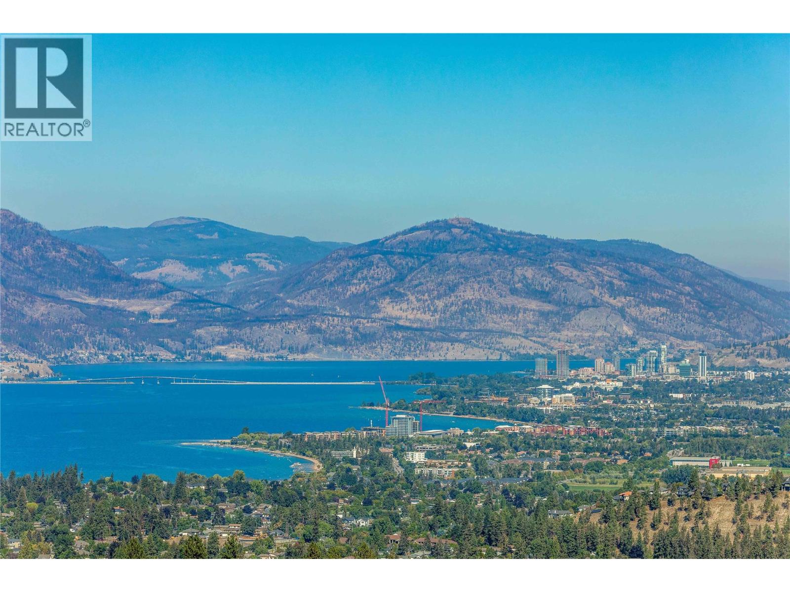 1016 CLARANCE Avenue, Kelowna, British Columbia
