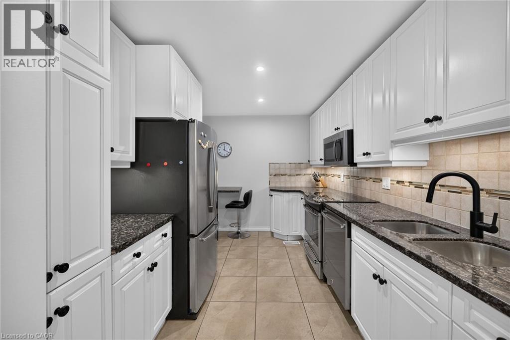 30 Regent Avenue Unit# 56, Hamilton, Ontario  L9B 1B3 - Photo 15 - 40852783