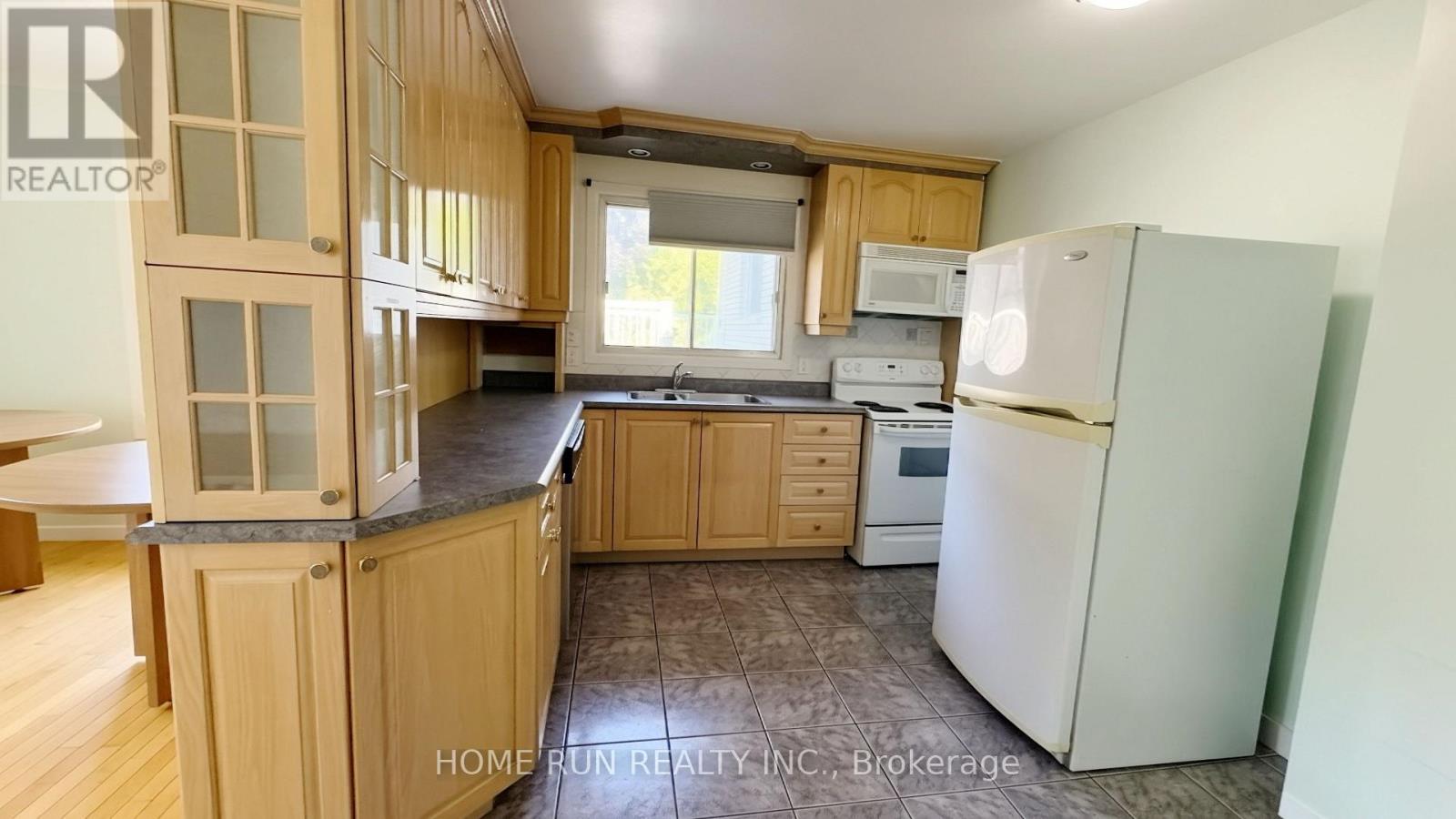 1939 St. Joseph Boulevard, Ottawa, Ontario K1C 2E2 - Photo 4 - X13642608