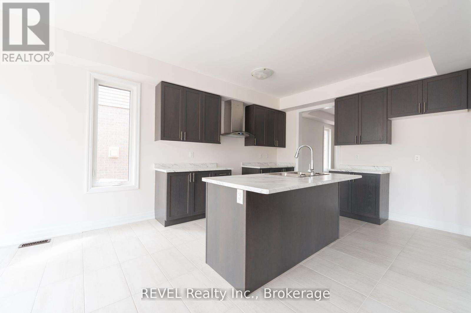 4568 Lyons Parkway, Niagara Falls, Ontario  L2E 6S6 - Photo 14 - X13642636