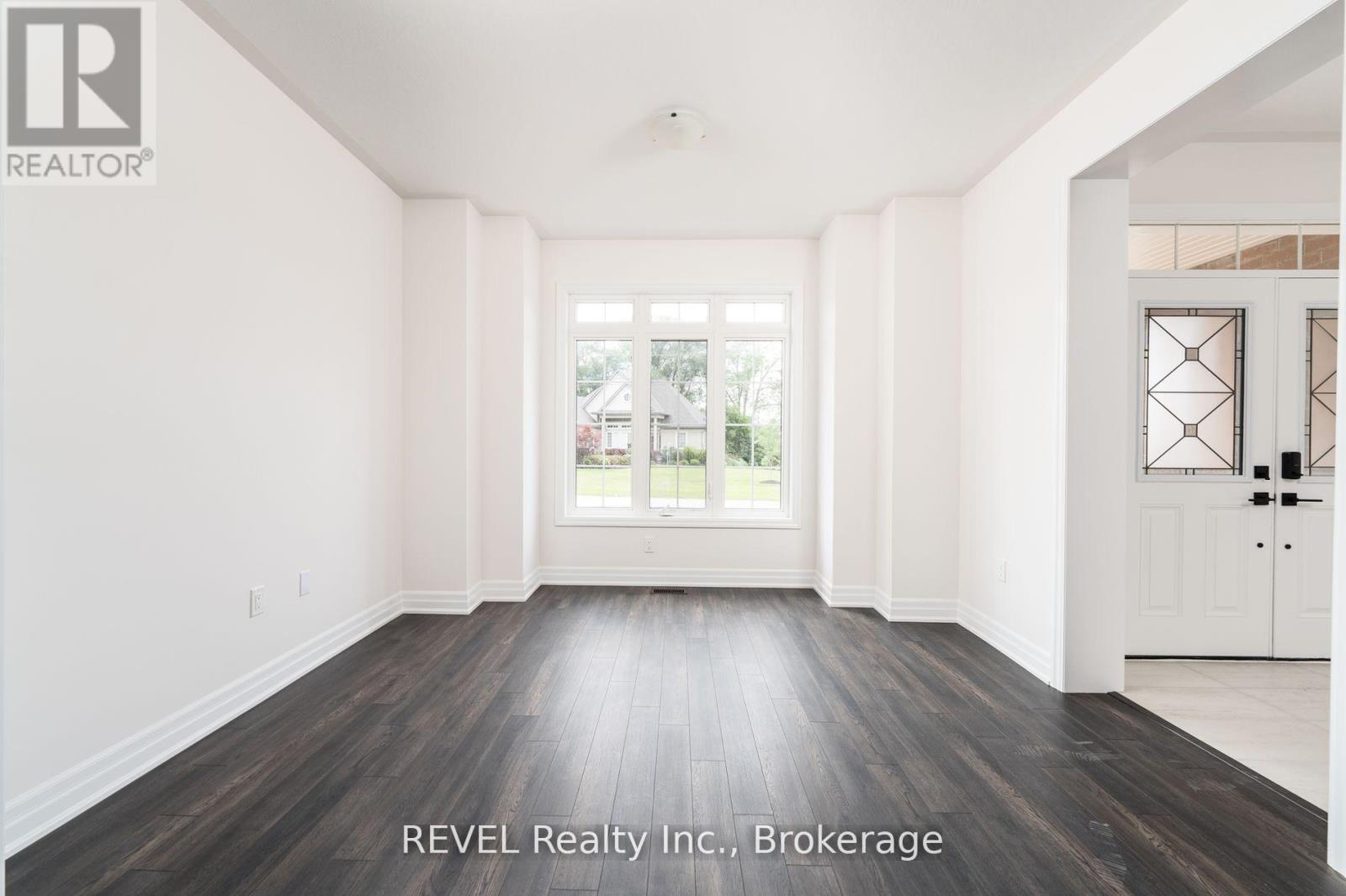 4568 Lyons Parkway, Niagara Falls, Ontario  L2E 6S6 - Photo 6 - X13642636