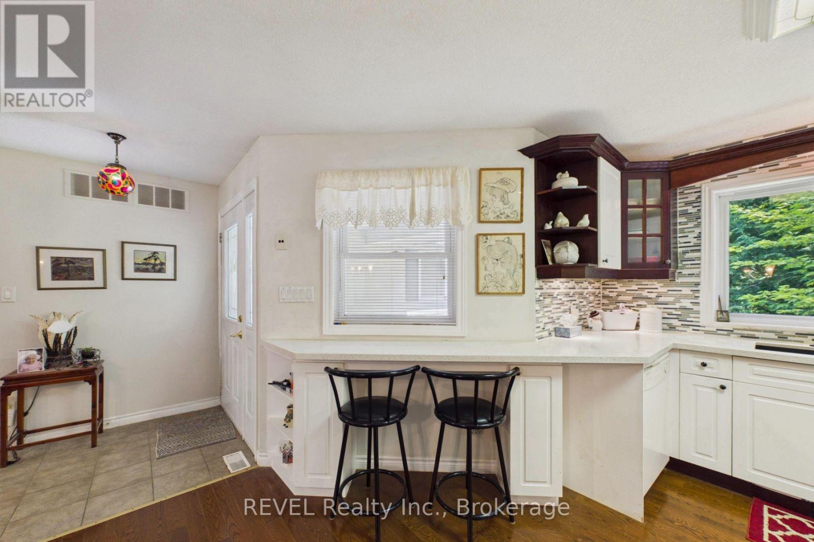 52 Orr Road, Huntsville, Ontario  P0B 1M0 - Photo 11 - X13642656