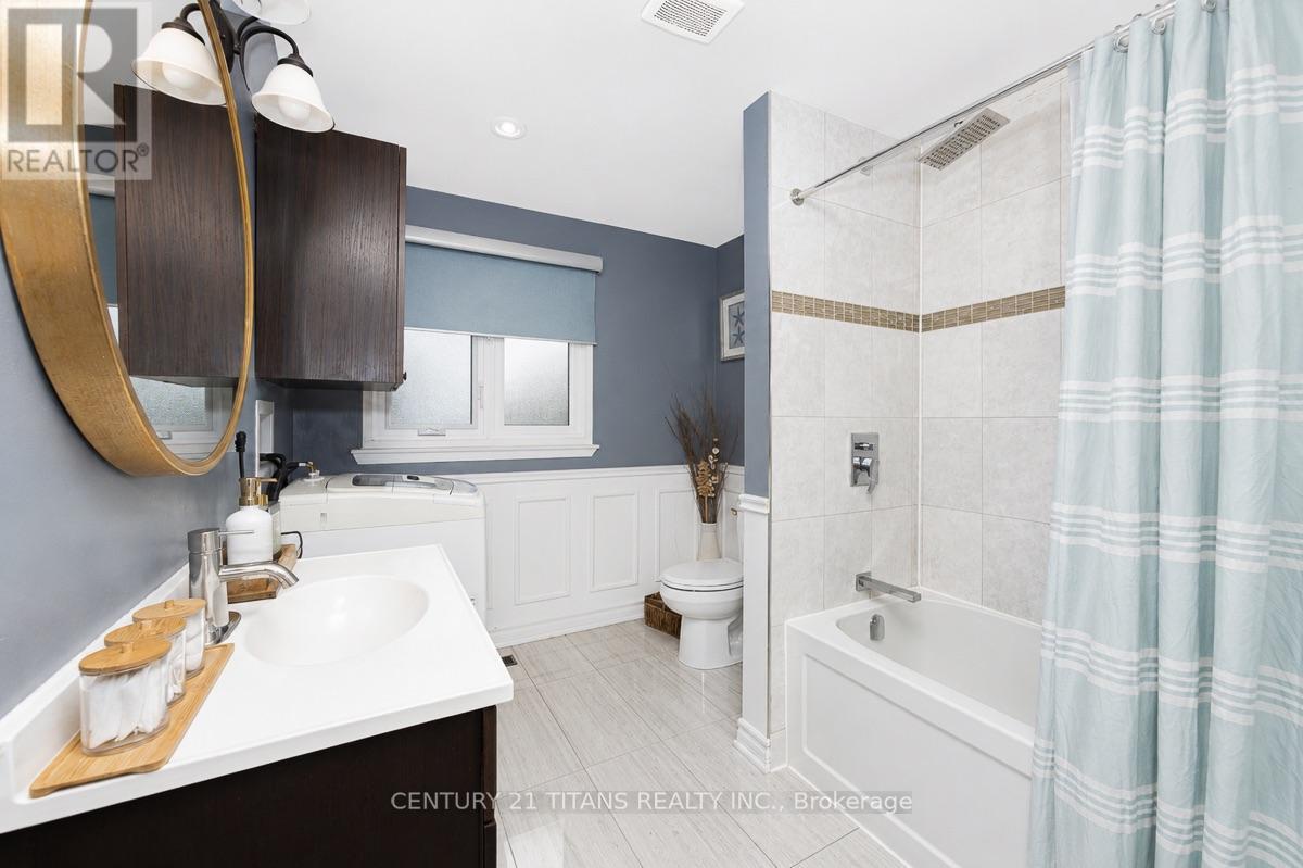 22 Whiteleas Avenue, Toronto, Ontario  M1B 1W7 - Photo 19 - E13642628
