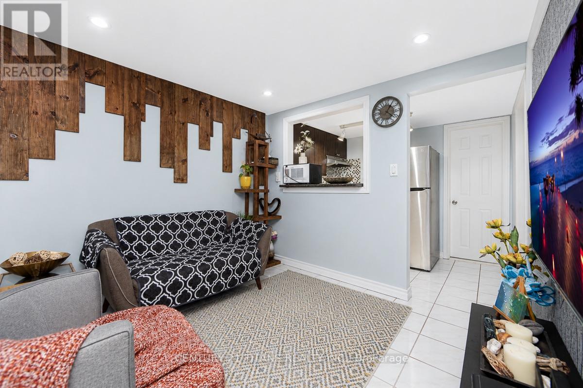 22 Whiteleas Avenue, Toronto, Ontario  M1B 1W7 - Photo 22 - E13642628