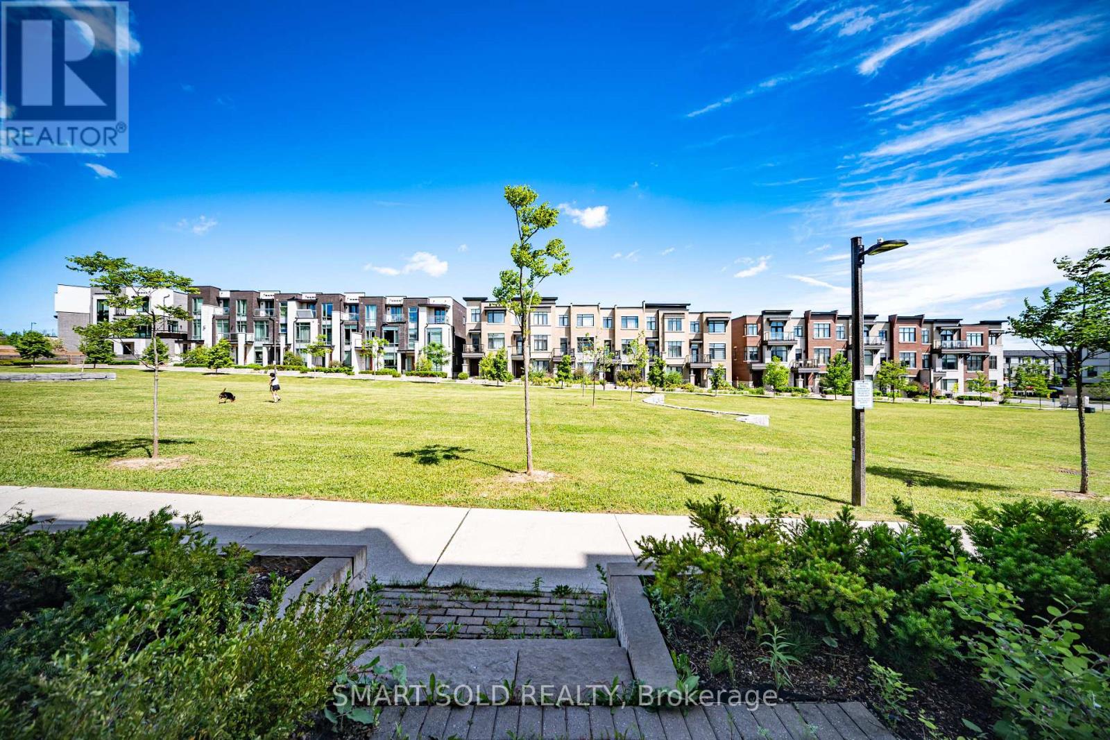 22 Heriot Place, Vaughan, Ontario  L6A 4Z6 - Photo 2 - N13642604