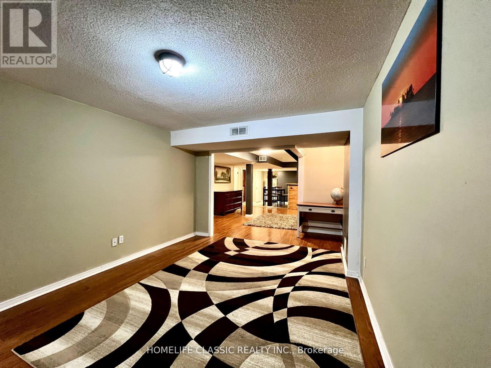 Lower - 423 Flanagan Court, Newmarket, Ontario  L3X 2G1 - Photo 8 - N13642664