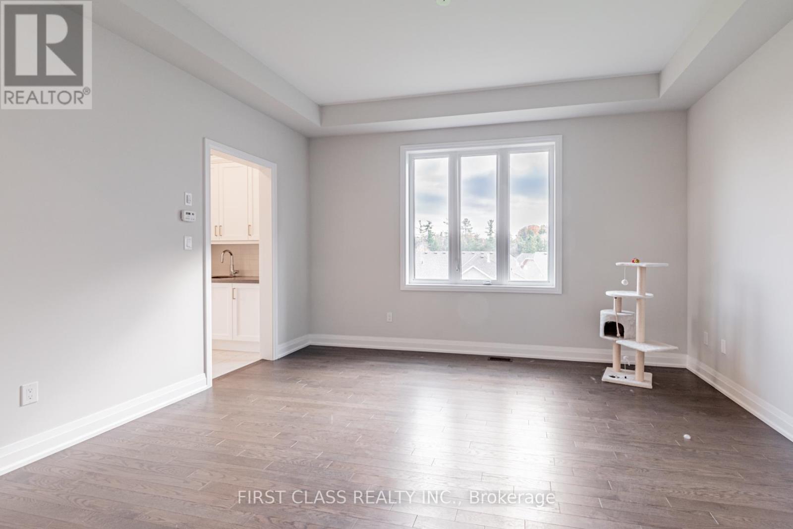 15 Kenneth Campbell Court, Aurora, Ontario  L4G 5Z4 - Photo 7 - N13642672
