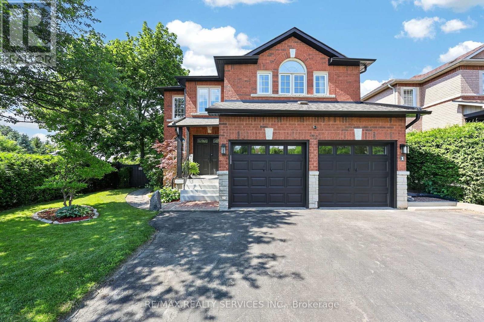 1 PLUMMER ROAD, Caledon, Ontario