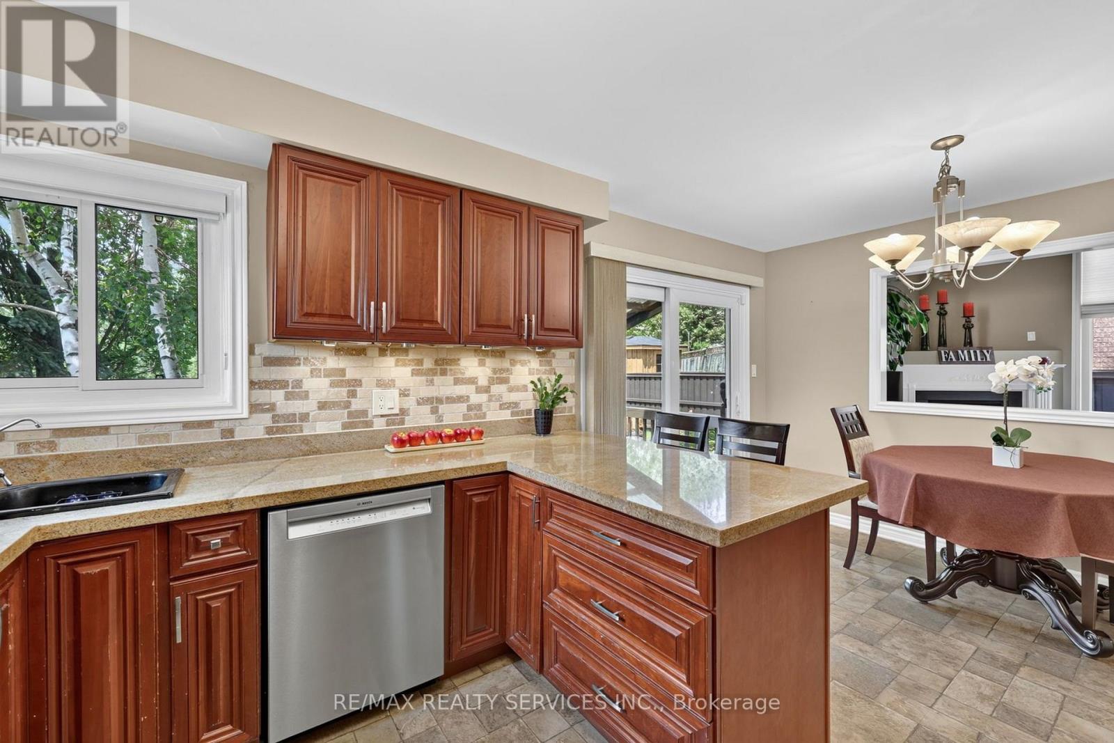 1 Plummer Road, Caledon, Ontario  L7E 1V1 - Photo 16 - W13642622