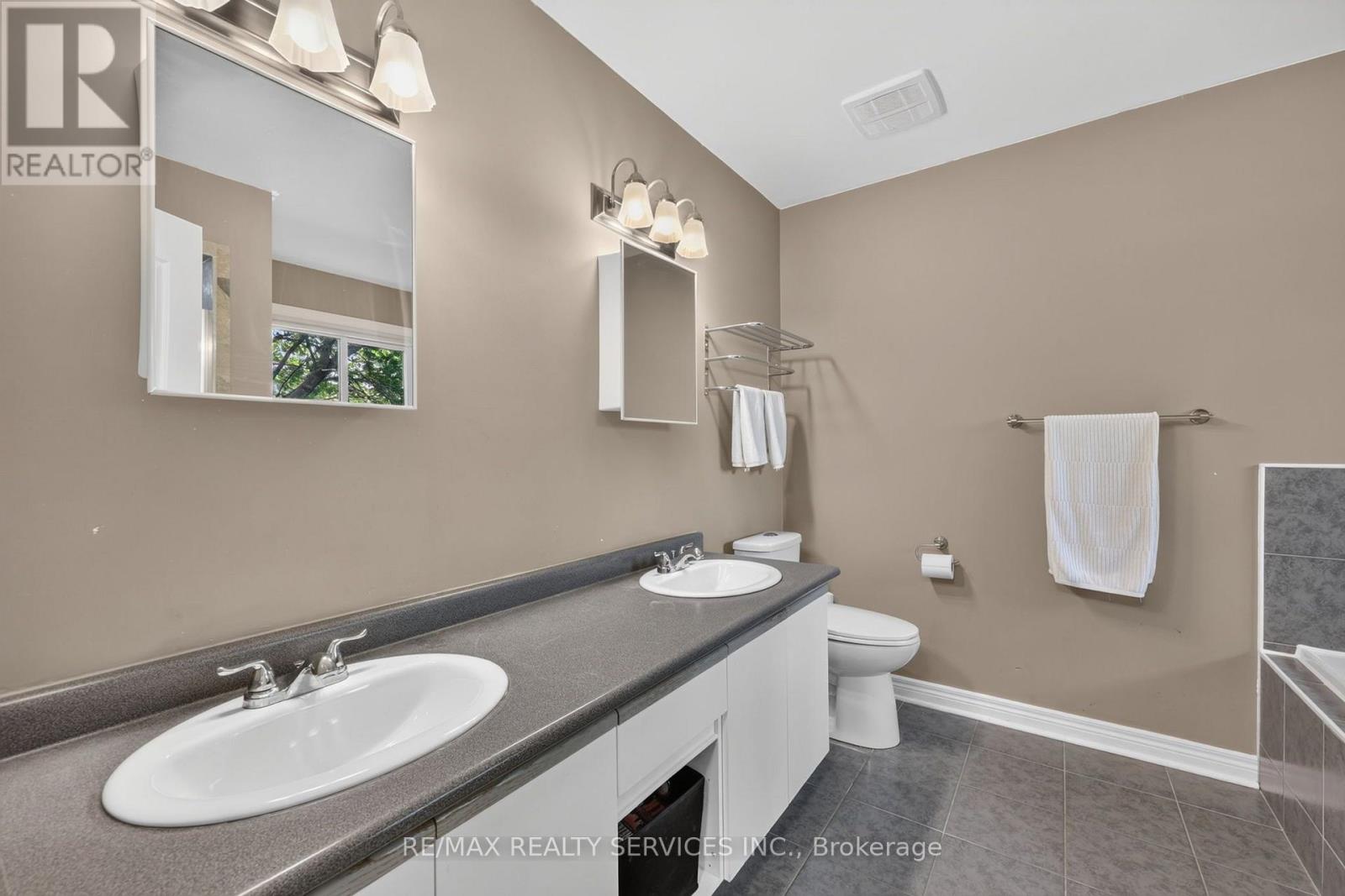 1 Plummer Road, Caledon, Ontario  L7E 1V1 - Photo 28 - W13642622