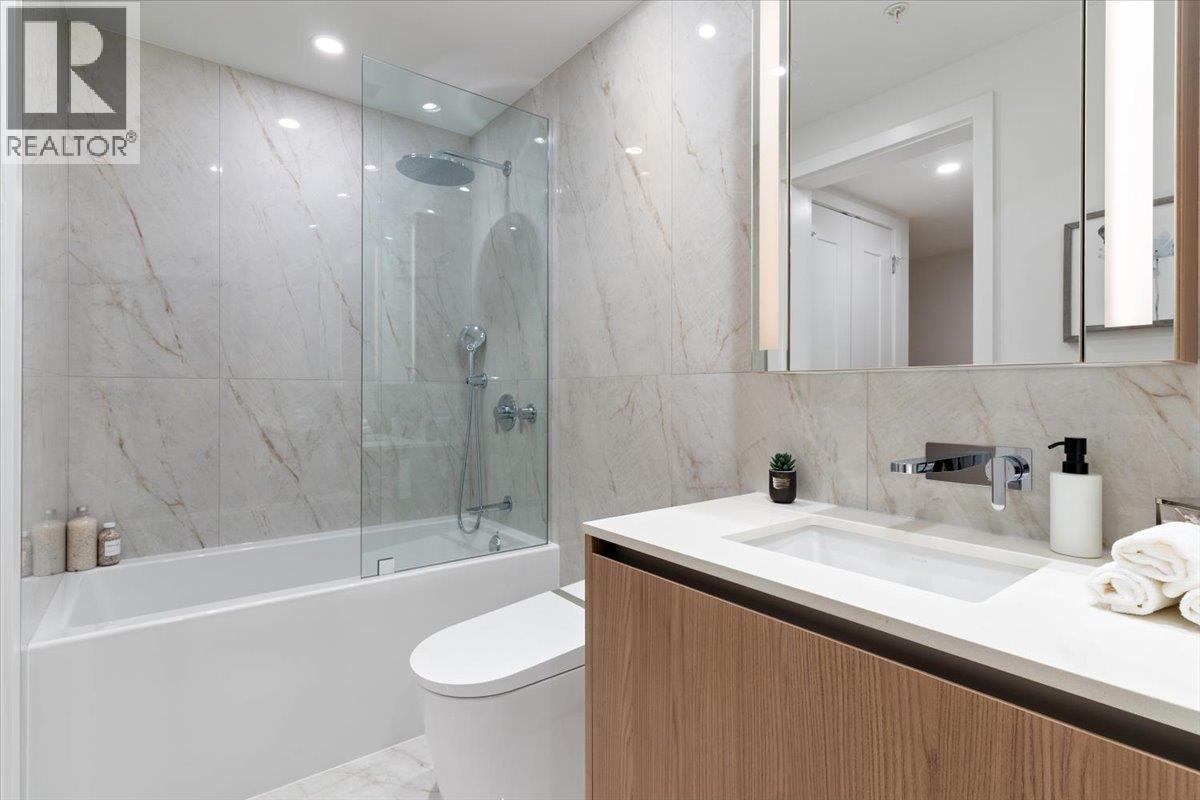 1004 135 E 13th Street, North Vancouver, British Columbia  V7L 0J8 - Photo 10 - R3123479
