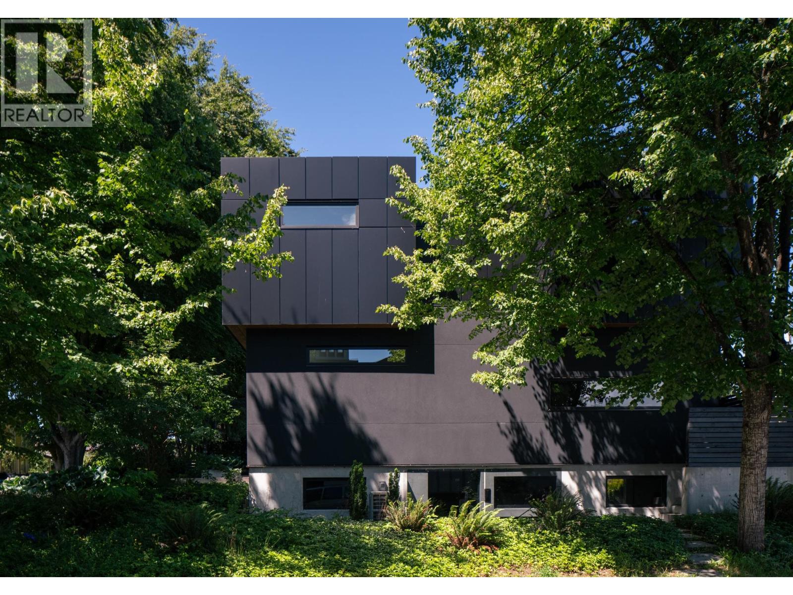 91 E 40th Avenue, Vancouver, British Columbia V5W 1L3 - Photo 2 - R3120233