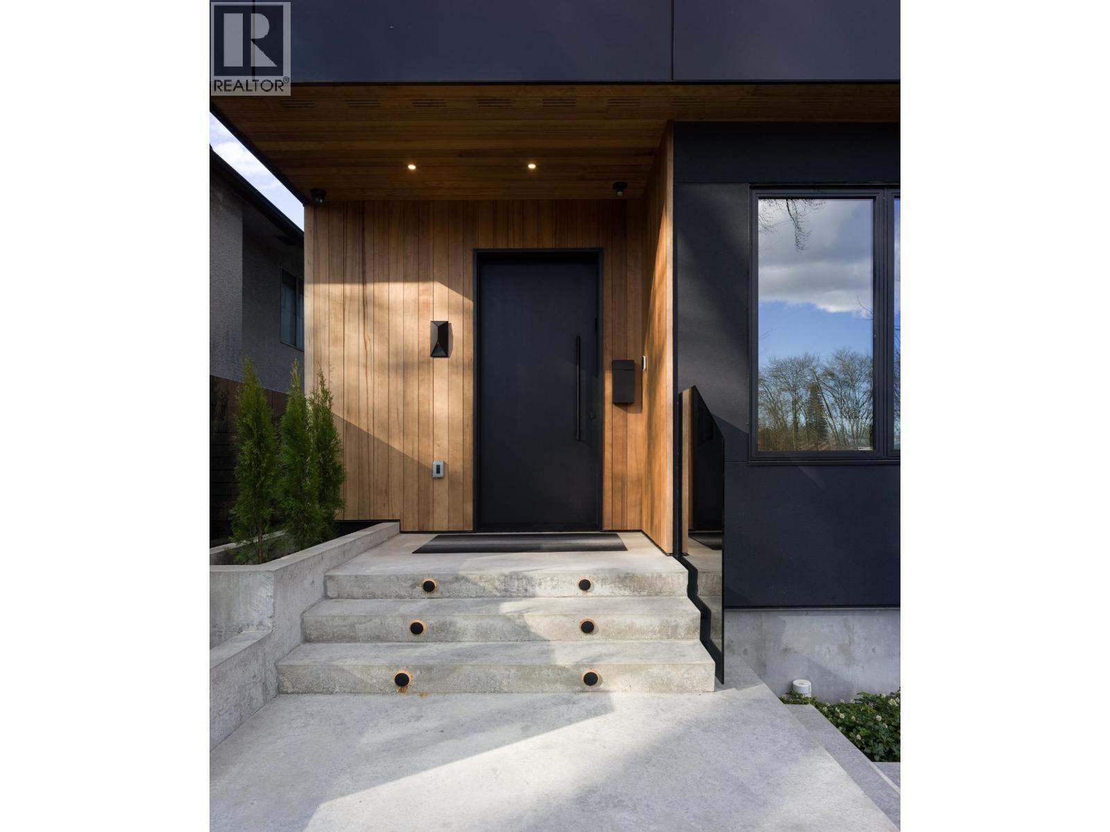 91 E 40th Avenue, Vancouver, British Columbia V5W 1L3 - Photo 4 - R3120233