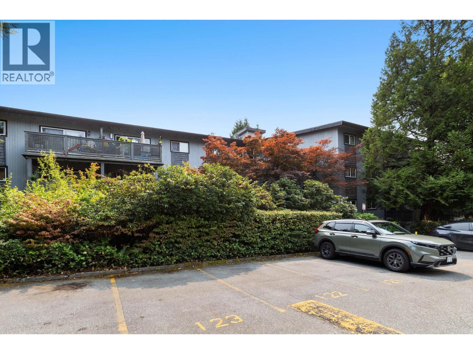239 202 Westhill Place, Port Moody, British Columbia  V3H 1V2 - Photo 3 - R3153065