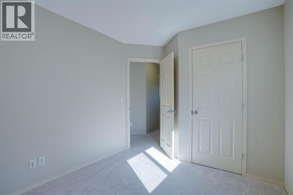 15 Tuscany Reserve Bay NW, Calgary, Alberta  T3L 0A9 - Photo 24 - A2334423