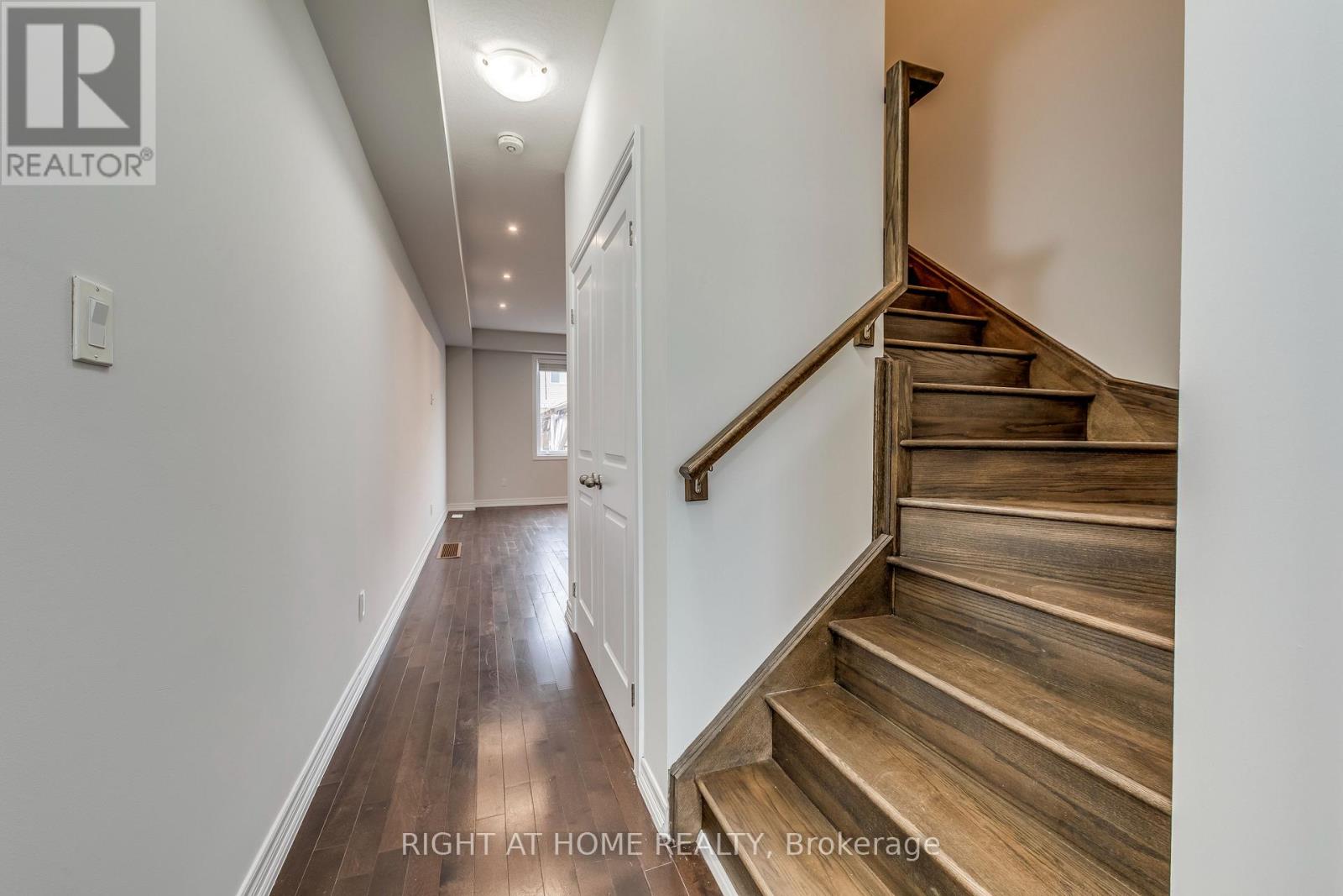 105 Sonoma Lane, Hamilton, Ontario  L8E 0J8 - Photo 8 - X13642610