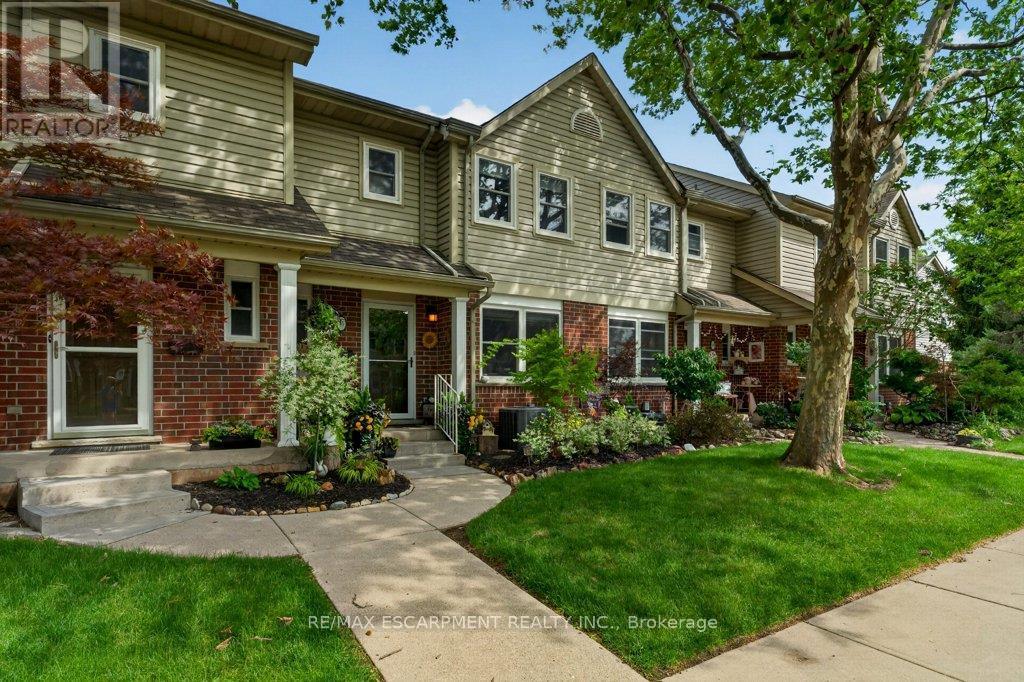 55 - 55 KERMAN AVENUE, Grimsby, Ontario