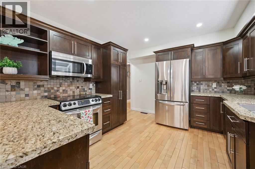 345 Beechlawn Drive, Waterloo, Ontario  N2L 5L8 - Photo 14 - 40841693