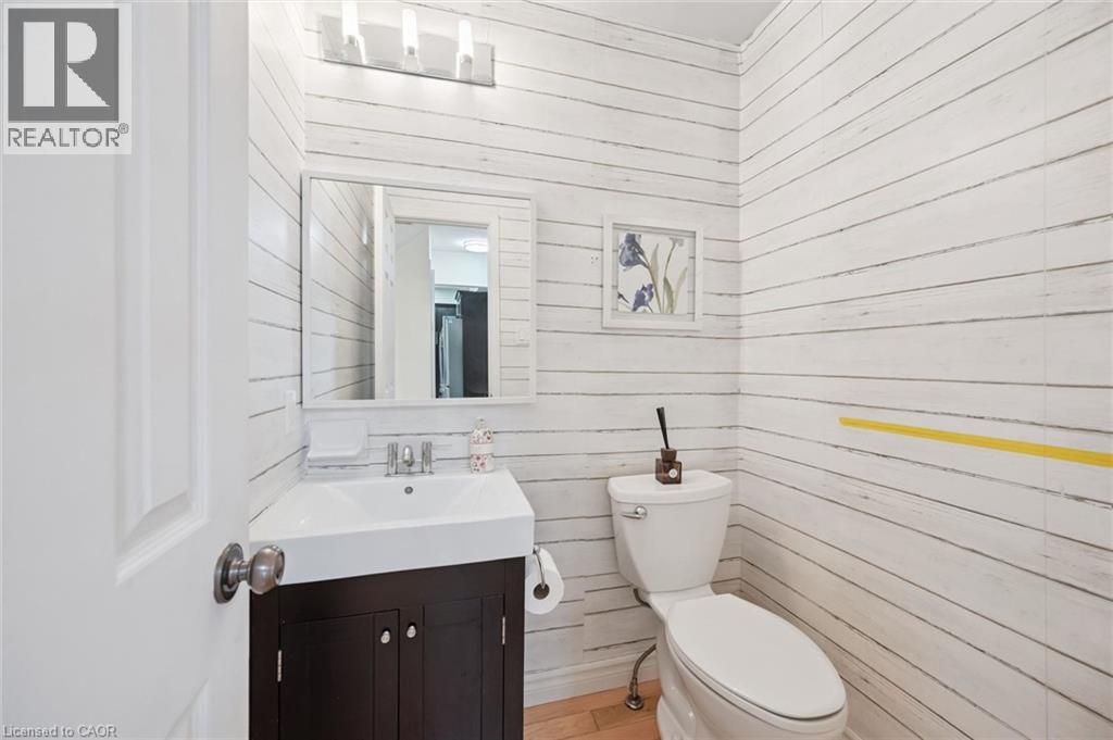 345 Beechlawn Drive, Waterloo, Ontario  N2L 5L8 - Photo 17 - 40841693