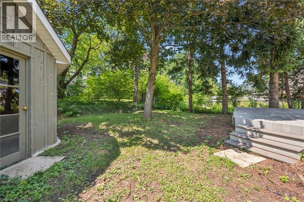 345 Beechlawn Drive, Waterloo, Ontario  N2L 5L8 - Photo 44 - 40841693