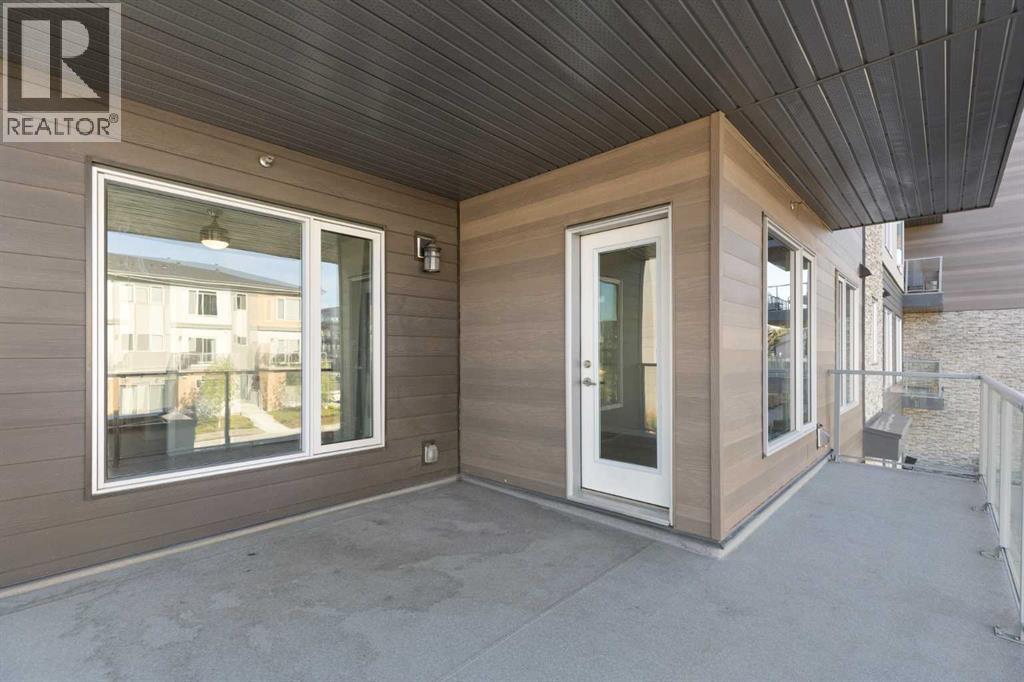 202, 150 Shawnee Square SW, Calgary, Alberta  T2Y 0T6 - Photo 25 - A2334729
