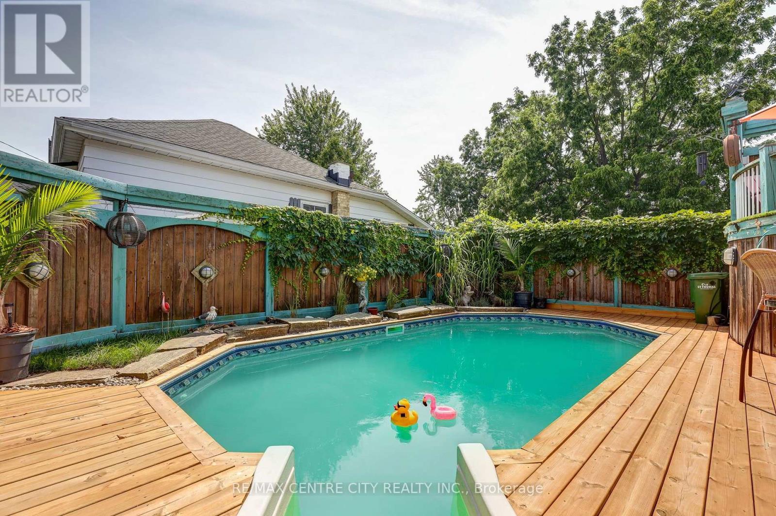 37 Fifth Avenue, St. Thomas, Ontario  N5R 4C4 - Photo 16 - X13642704