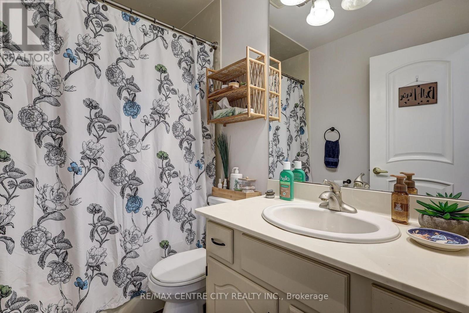 37 Fifth Avenue, St. Thomas, Ontario  N5R 4C4 - Photo 34 - X13642704
