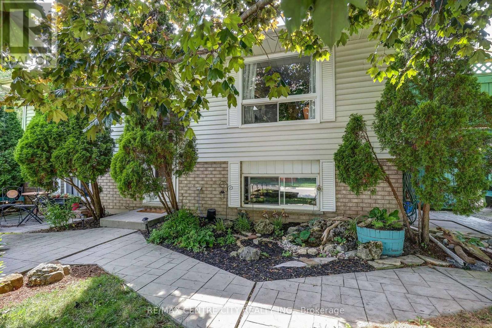 37 Fifth Avenue, St. Thomas, Ontario  N5R 4C4 - Photo 4 - X13642704