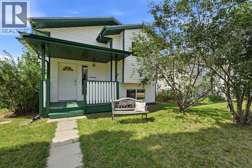 5260 Lansdowne Avenue, Blackfalds, Alberta  T0M 0J0 - Photo 5 - A2334845